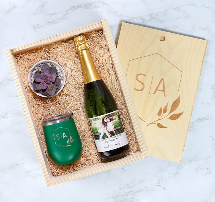 Personalised Engraved Wooden Wine Box with Clear Lid Bride & Groom Wedding Gift